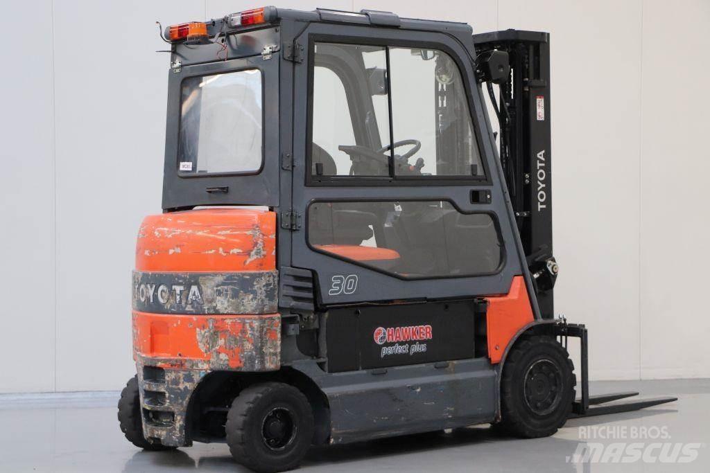 Toyota 7FBMF30 Wózki elektryczne