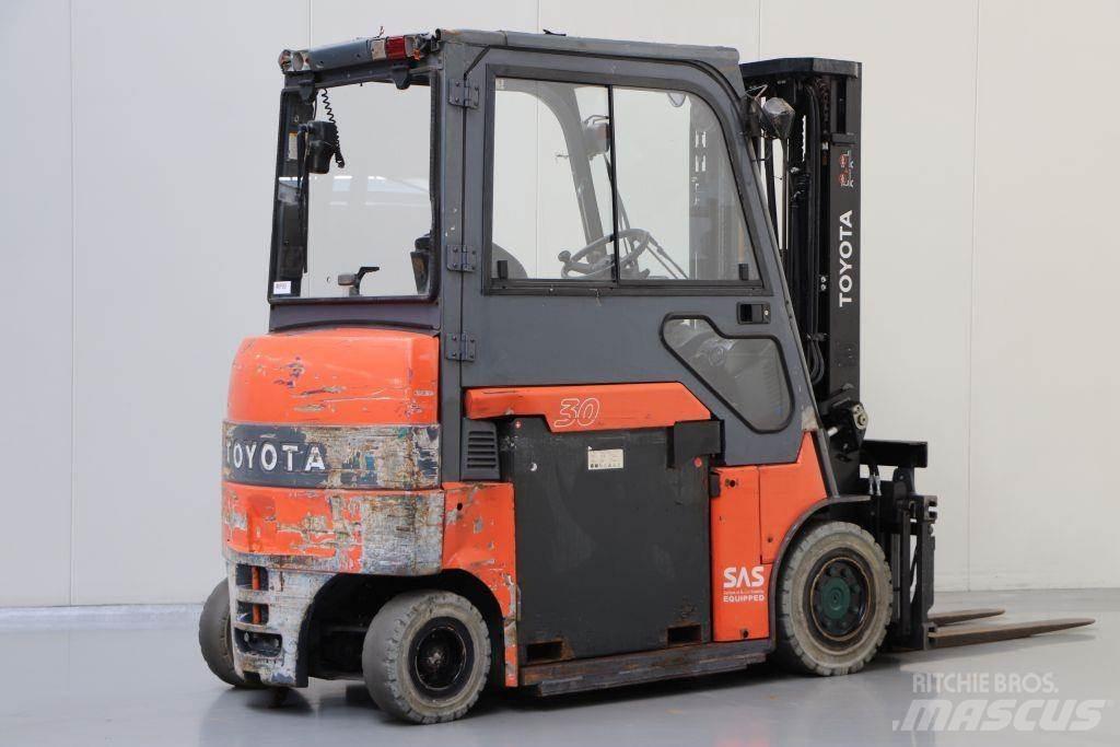 Toyota 7FBMF30 Wózki elektryczne