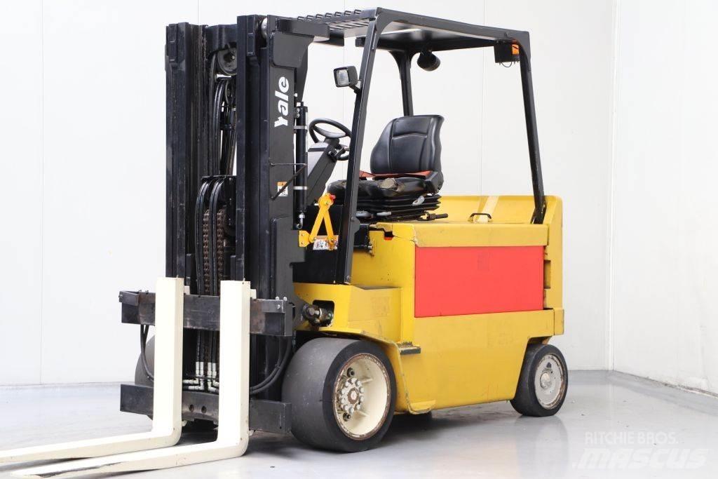 Yale ERC45HG Wózki elektryczne