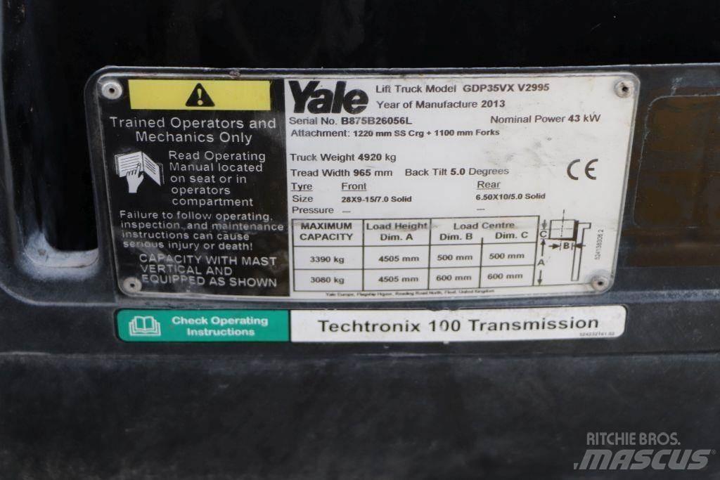 Yale GDP35VX Wózki Diesla