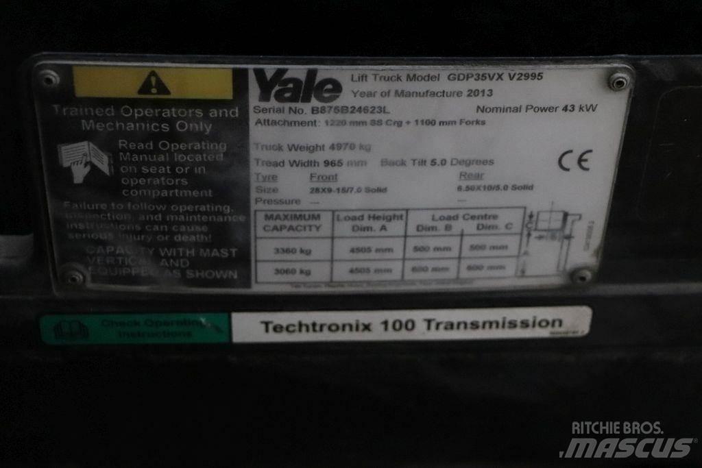 Yale GDP35VX Wózki Diesla