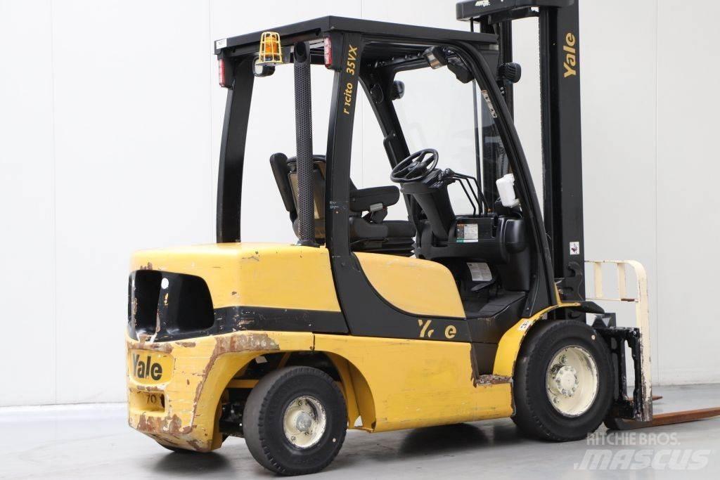 Yale GDP35VX Wózki Diesla