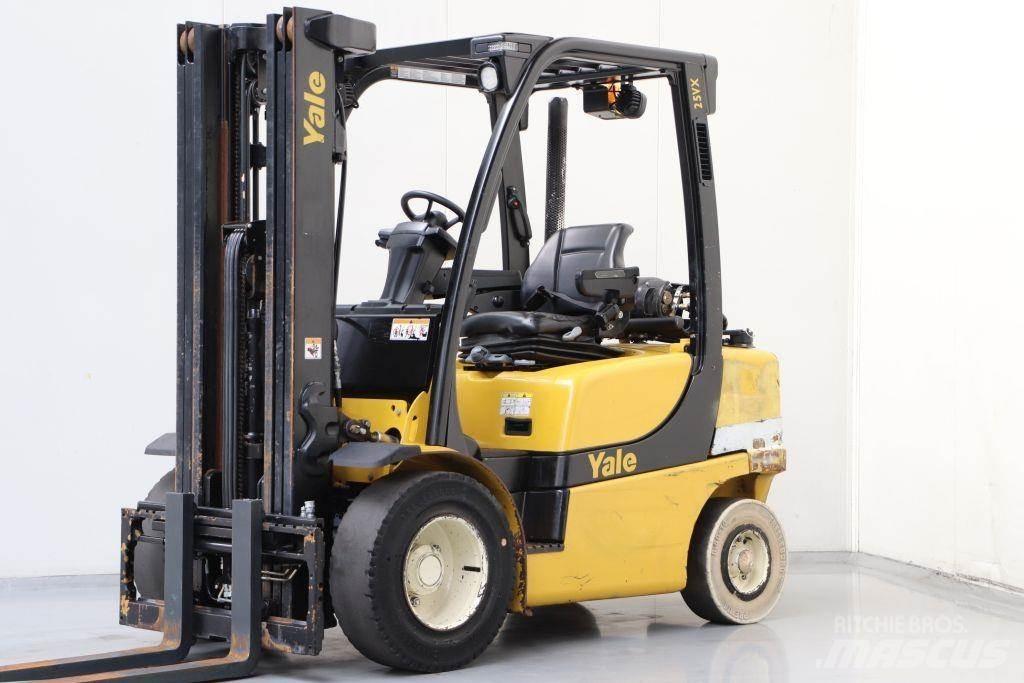 Yale GLP25VX Wózki LPG