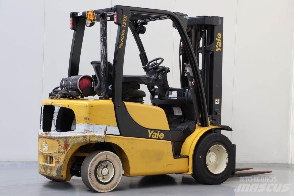 Yale GLP25VX Wózki LPG