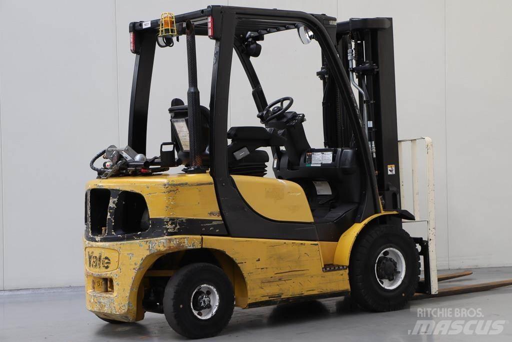 Yale GLP25VX Wózki LPG