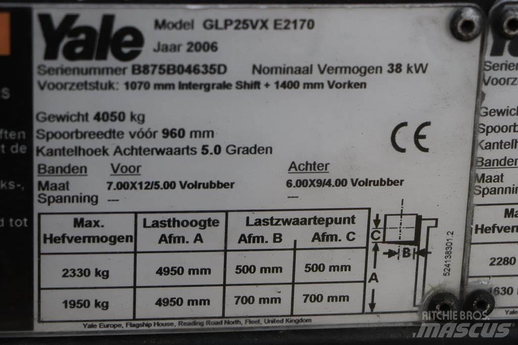 Yale GLP25VX Wózki LPG
