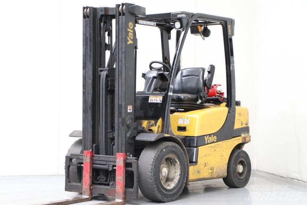 Yale GLP25VX Wózki LPG