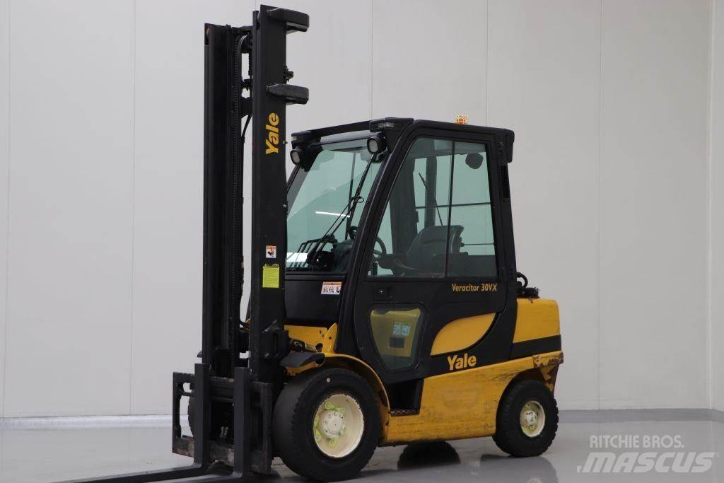 Yale GLP30VX Wózki LPG