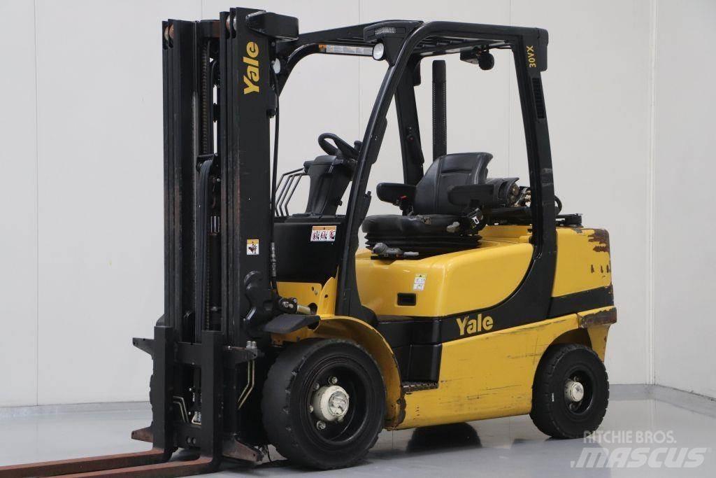 Yale GLP30VX Wózki LPG