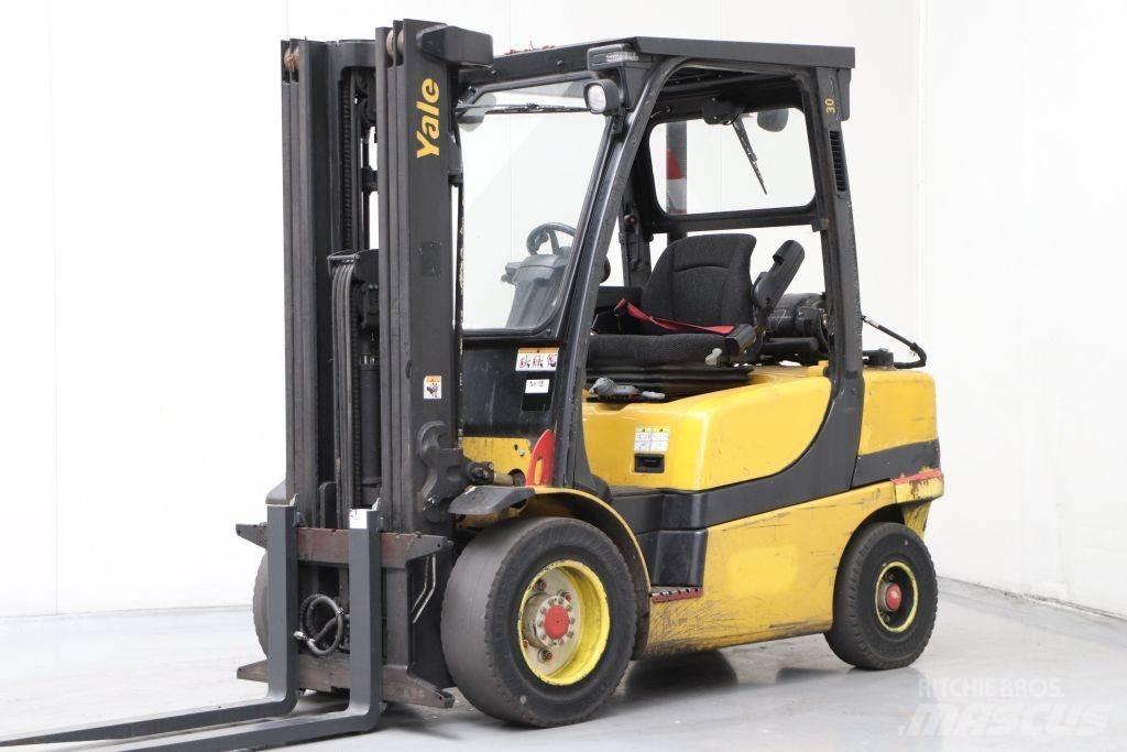Yale GLP30VX Wózki LPG
