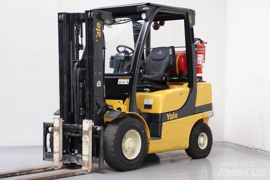 Yale GLP30VX Wózki LPG