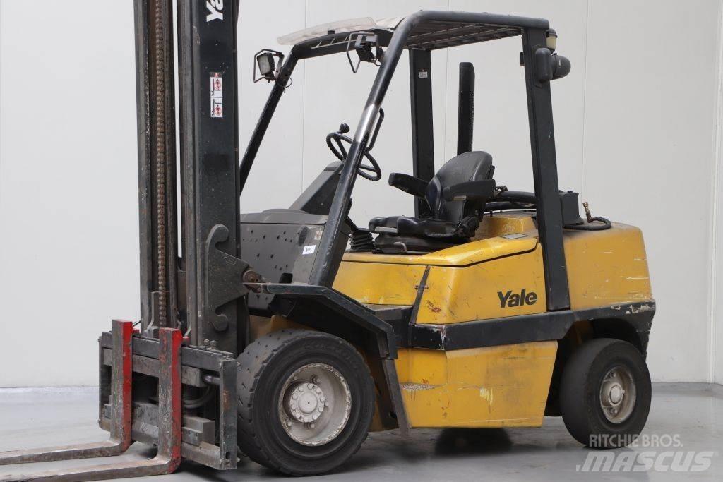 Yale GLP40LJ Wózki LPG