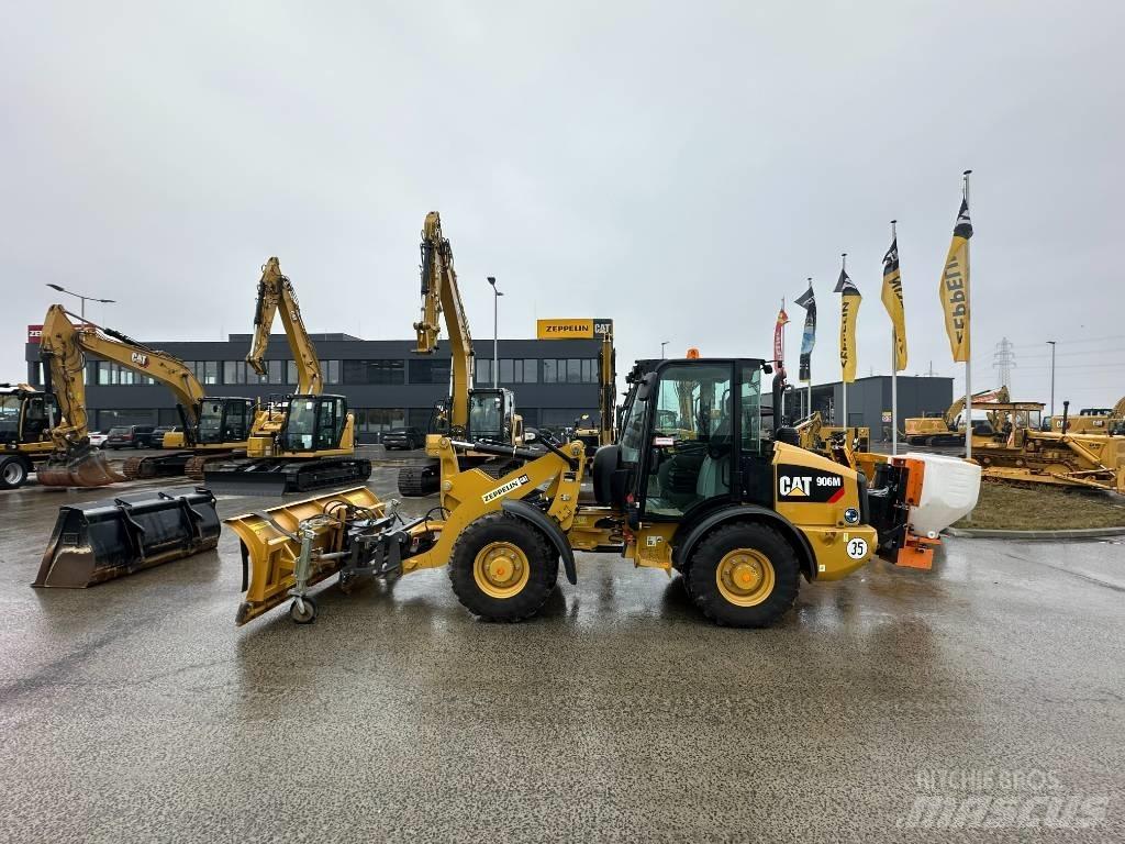 CAT 906 Ładowarki kołowe