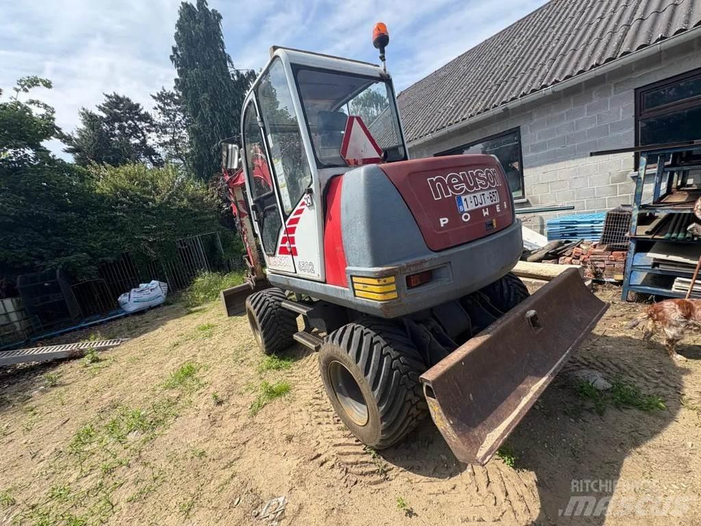 Neuson 6502WD Koparki kołowe