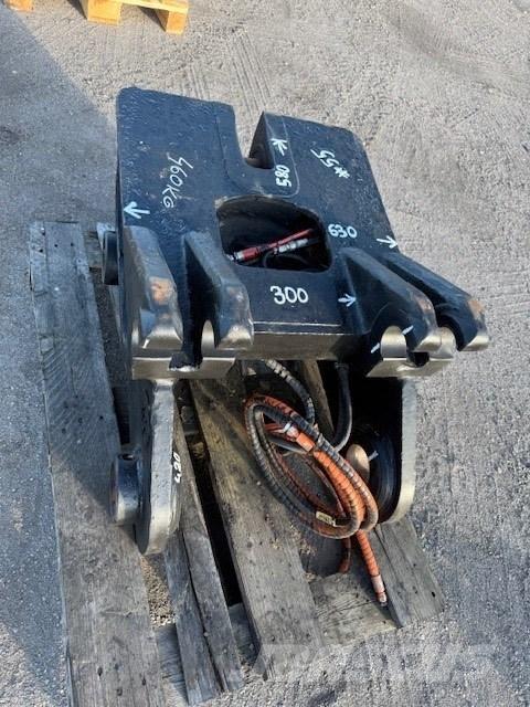 Volvo QUICK COUPLERS Szybkozłącza
