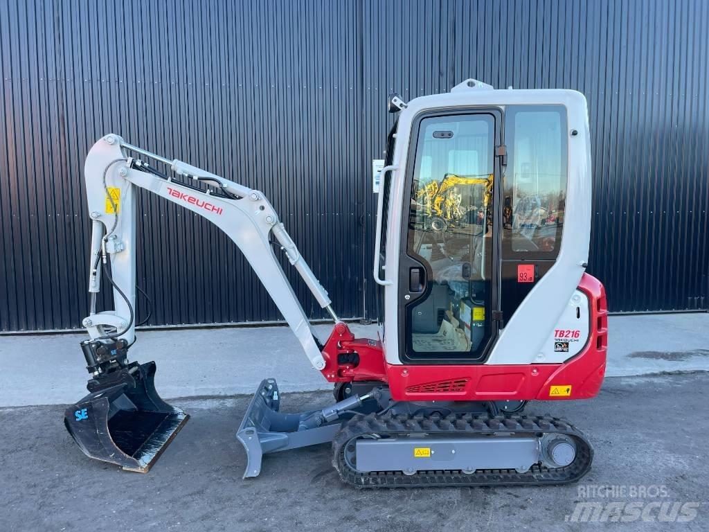 Takeuchi TB 216 Minikoparki