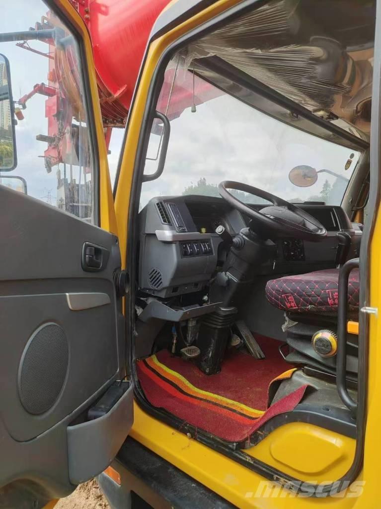 Sany STC1300C8 Żurawie szosowo-terenowe