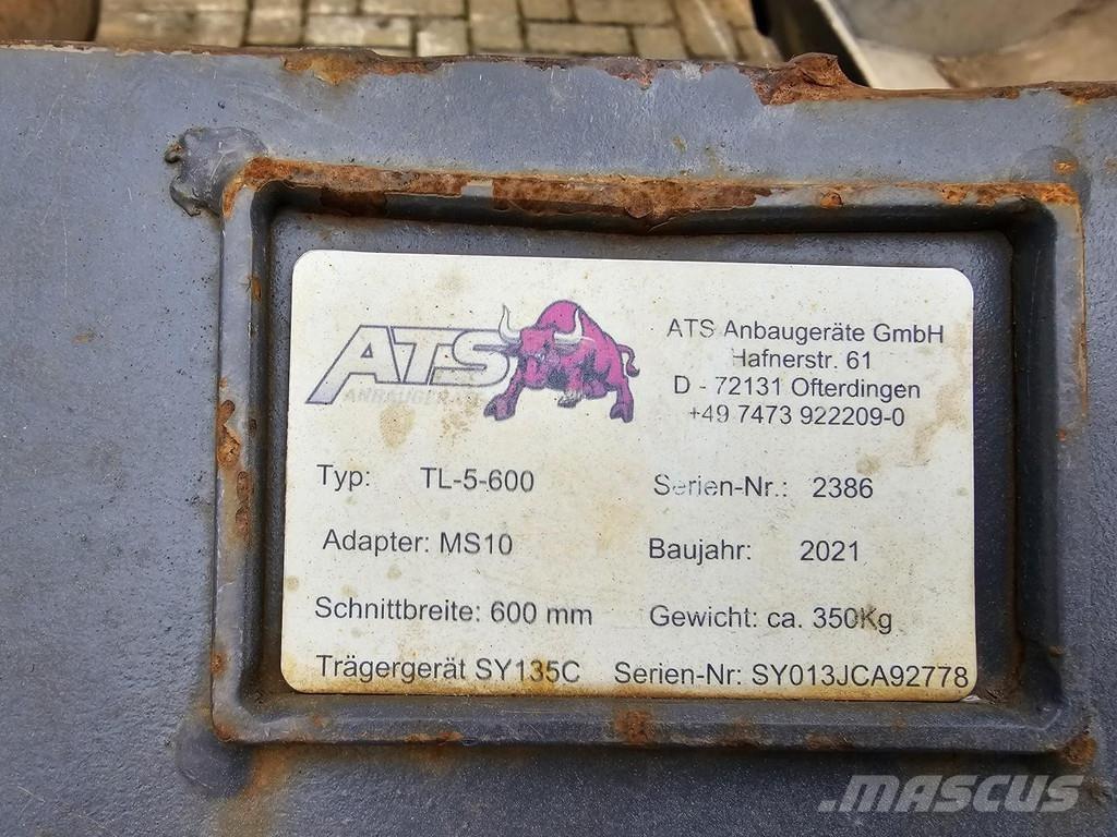 Sany SY135C Koparki gąsienicowe