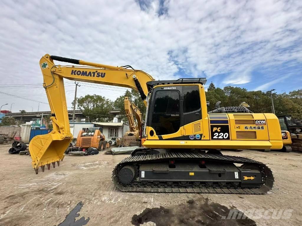 Komatsu pc220 Koparki gąsienicowe