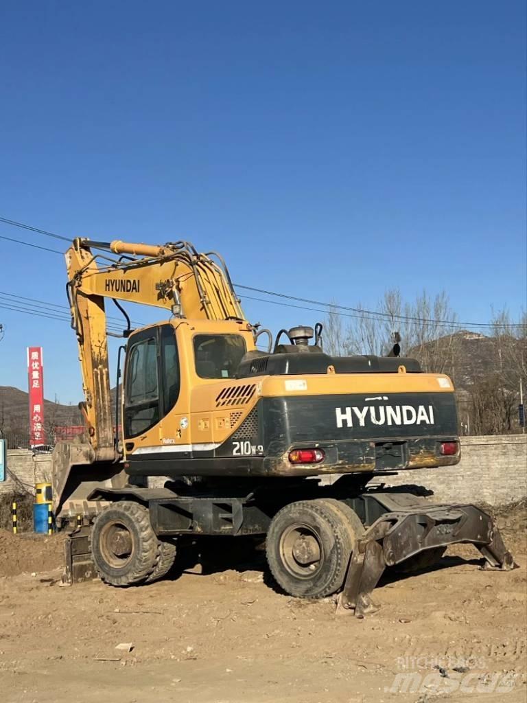 Hyundai R210W-9 Koparki kołowe