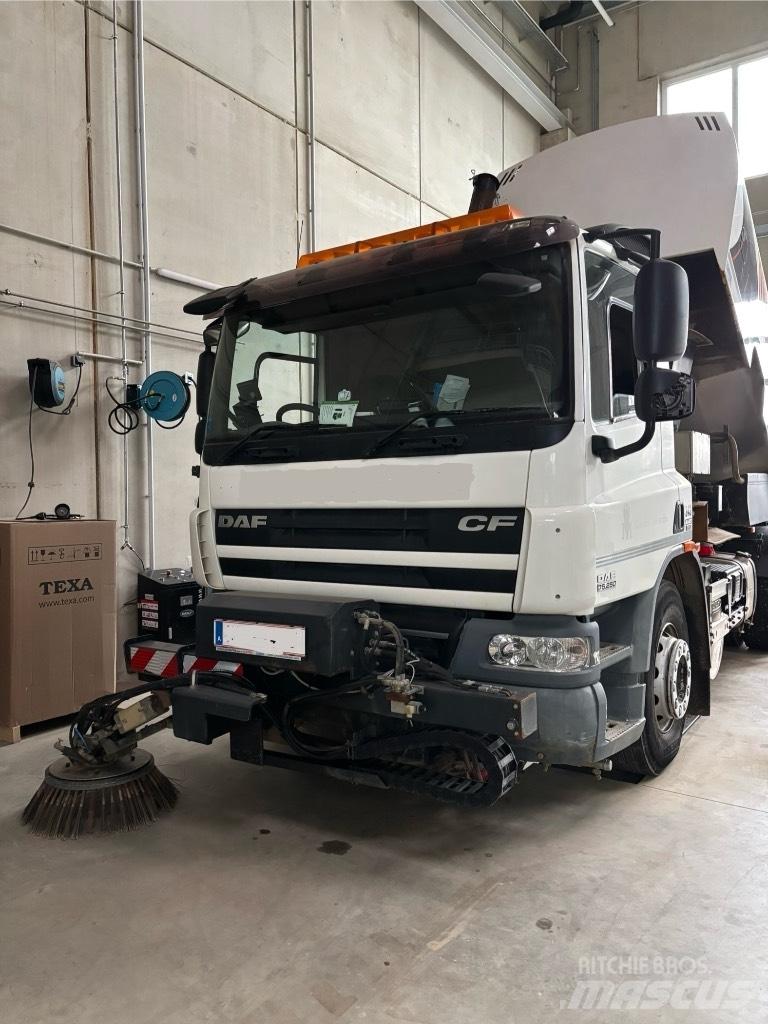 DAF CF 75 Zamiatarki - Zgarniarki - Odśnieżarki