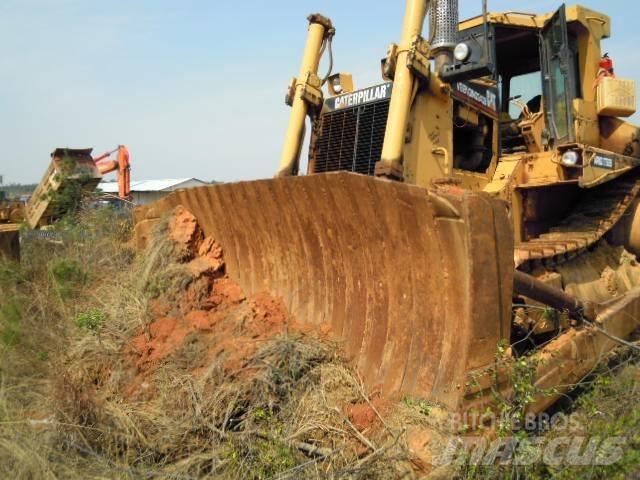 CAT D 8 L Spycharki gąsienicowe