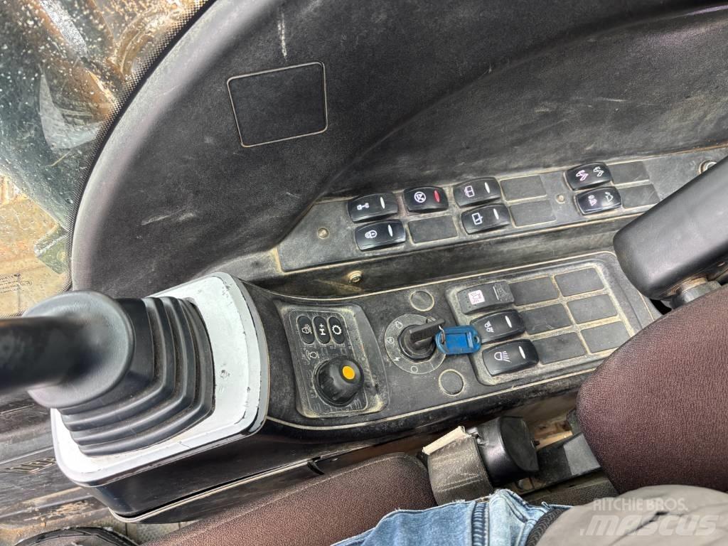 JCB 145LC Koparki gąsienicowe