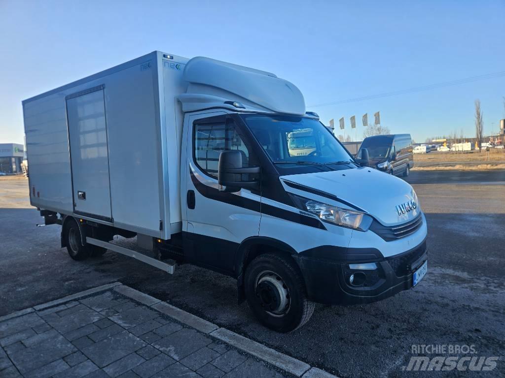 Iveco Daily 70C18 Samochody dostawcze ze skrzynią zamkniętą