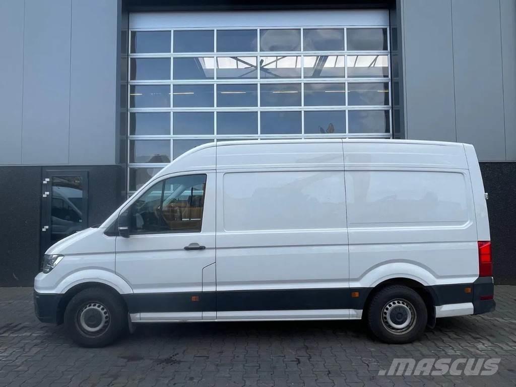 Volkswagen Crafter Samochody dostawcze ze skrzynią zamkniętą