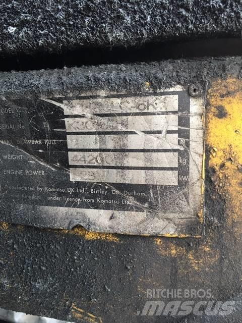 Komatsu 450 Koparki gąsienicowe