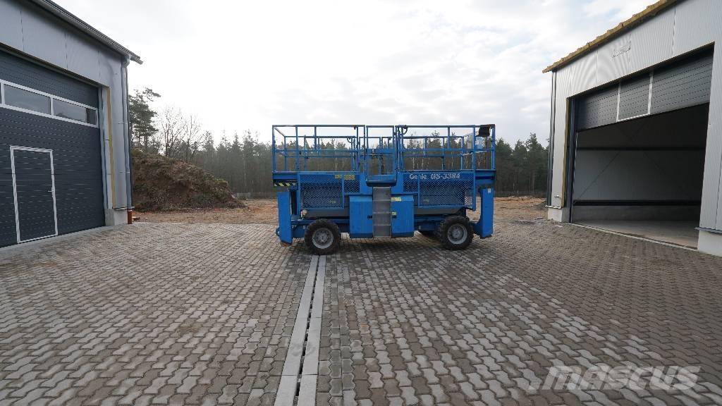 Genie GS3384 RT 4x4 Podnośniki nożycowe