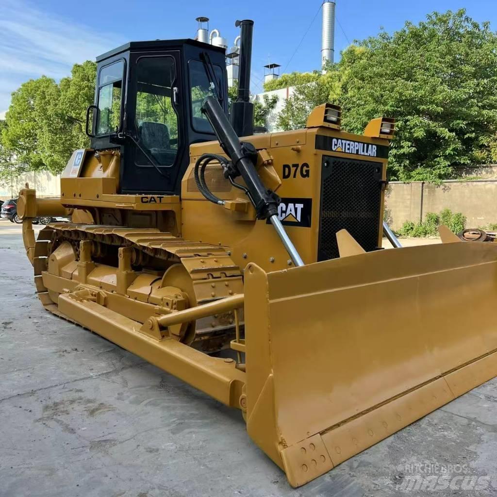 CAT D 7 G Równiarki