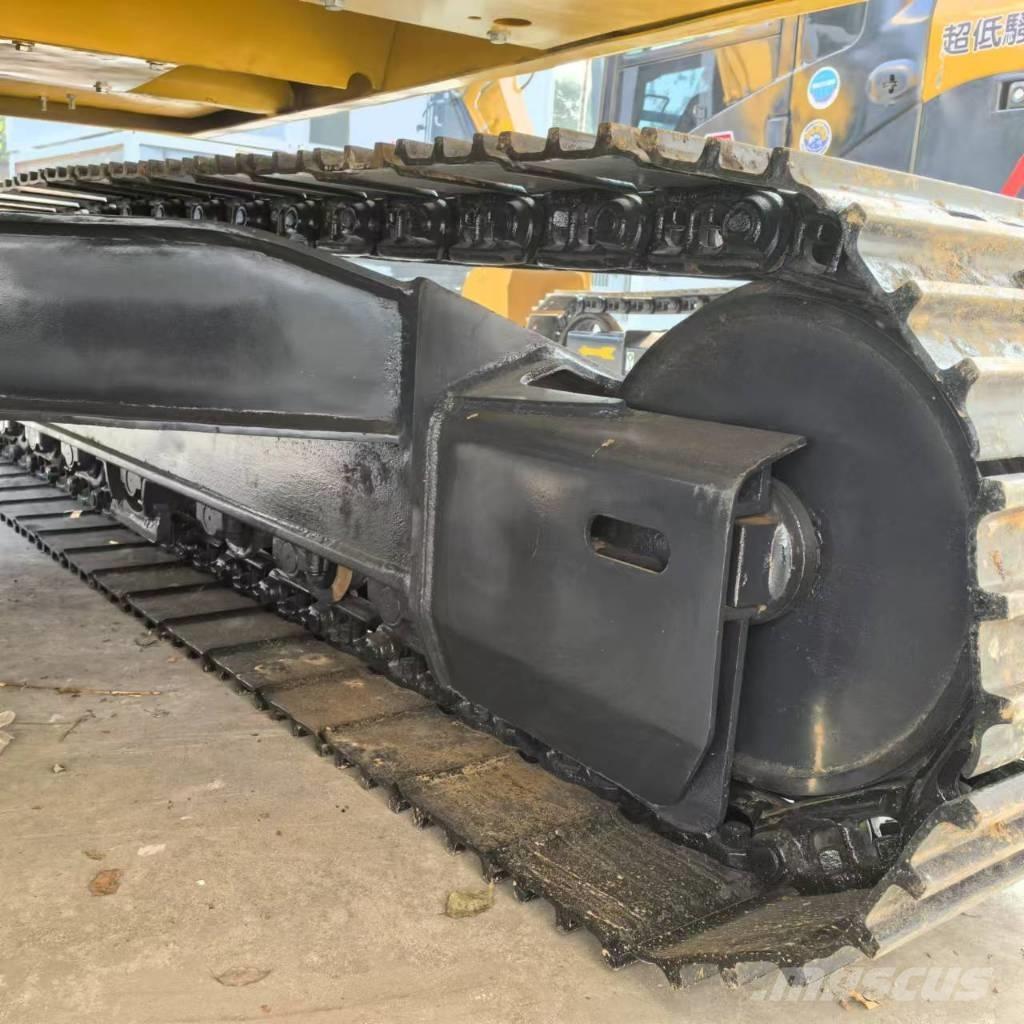 Komatsu PC 130-7 Koparki gąsienicowe