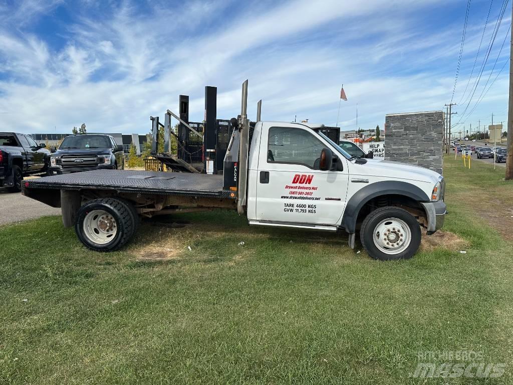 Ford F 550 XLT Ciężarówki typu Platforma / Skrzynia