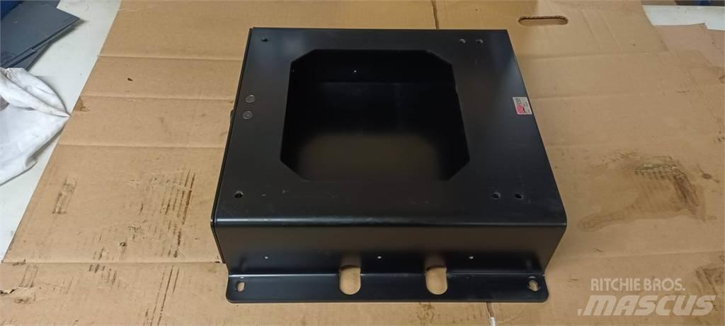  BeGe F687648 Kabiny i wnętrze