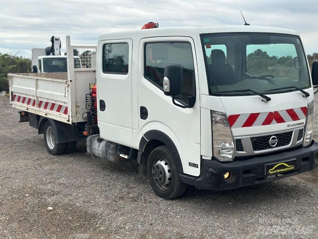 Nissan NT 400 Pick-upy / Pojazdy z otwieranymi burtami