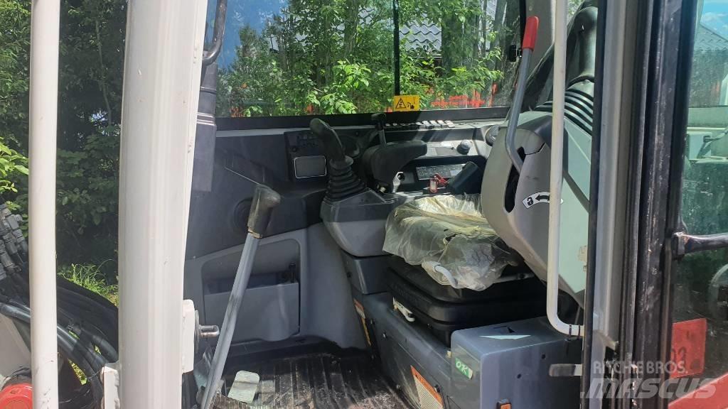 Takeuchi TB230 Minikoparki