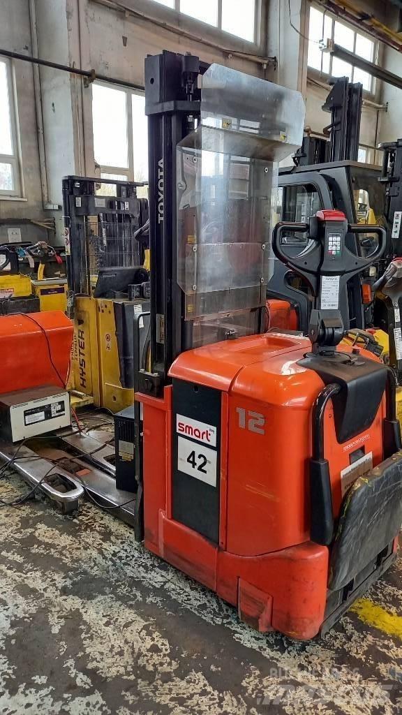 Toyota 7SLL12.5 Samojezdne maszyny do załadunku