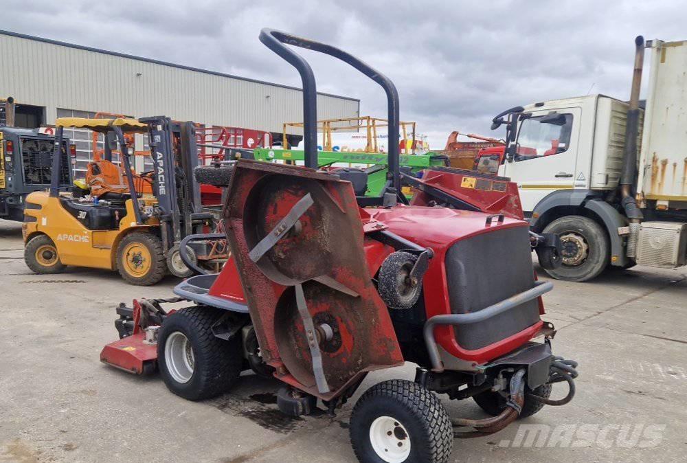 Toro R3240T Kosiarki o zerowym promieniu skrętu