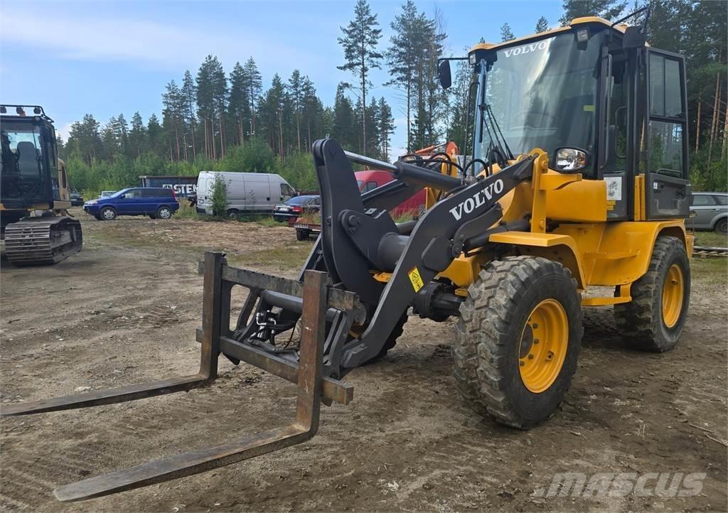 Volvo L30G Ładowarki kołowe