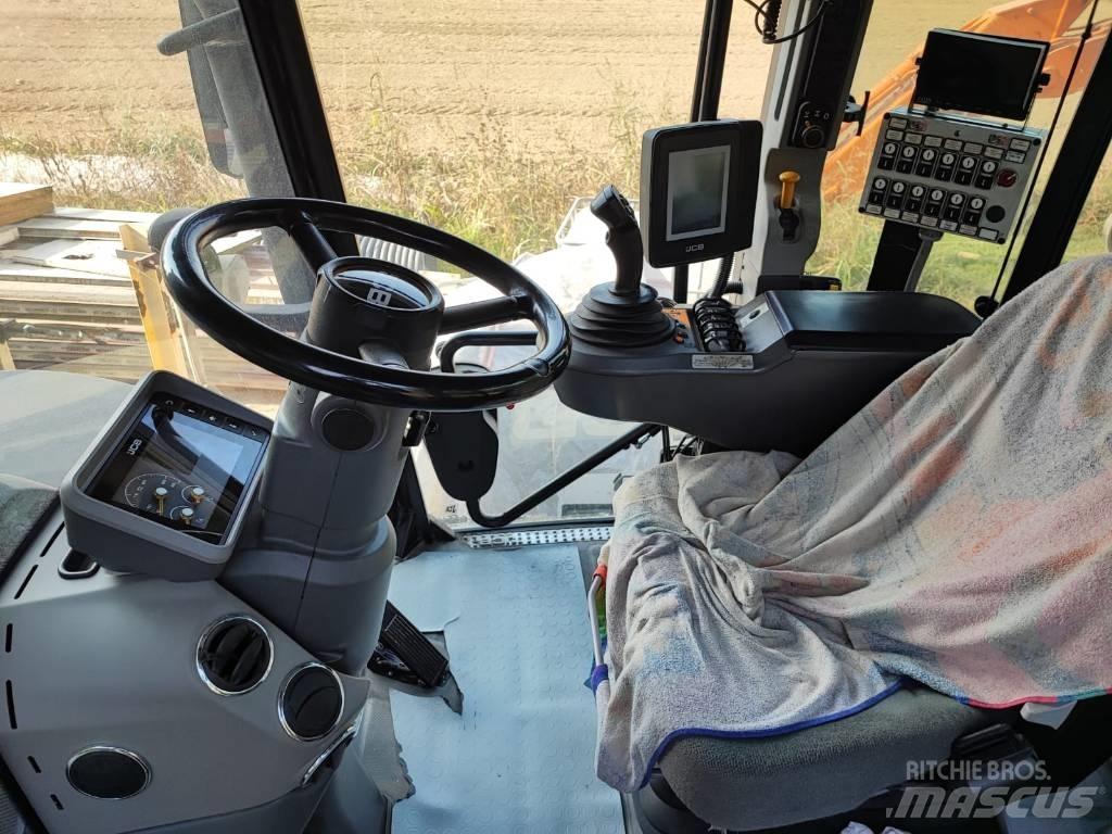 JCB Fastrac 4220 Ciągniki rolnicze