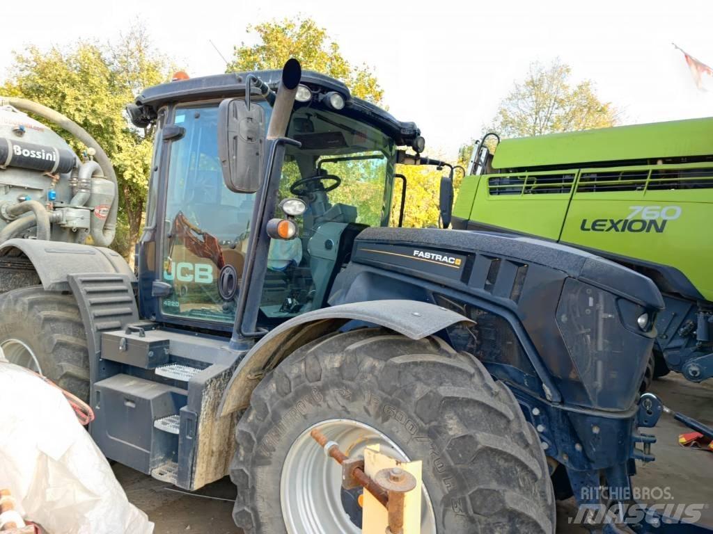 JCB Fastrac 4220 Ciągniki rolnicze
