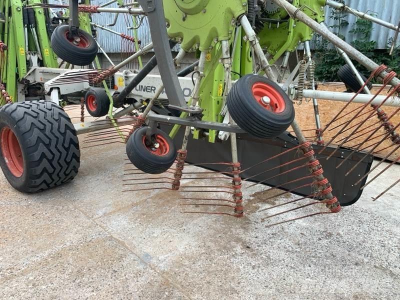 CLAAS Liner  4000 Pokosówki