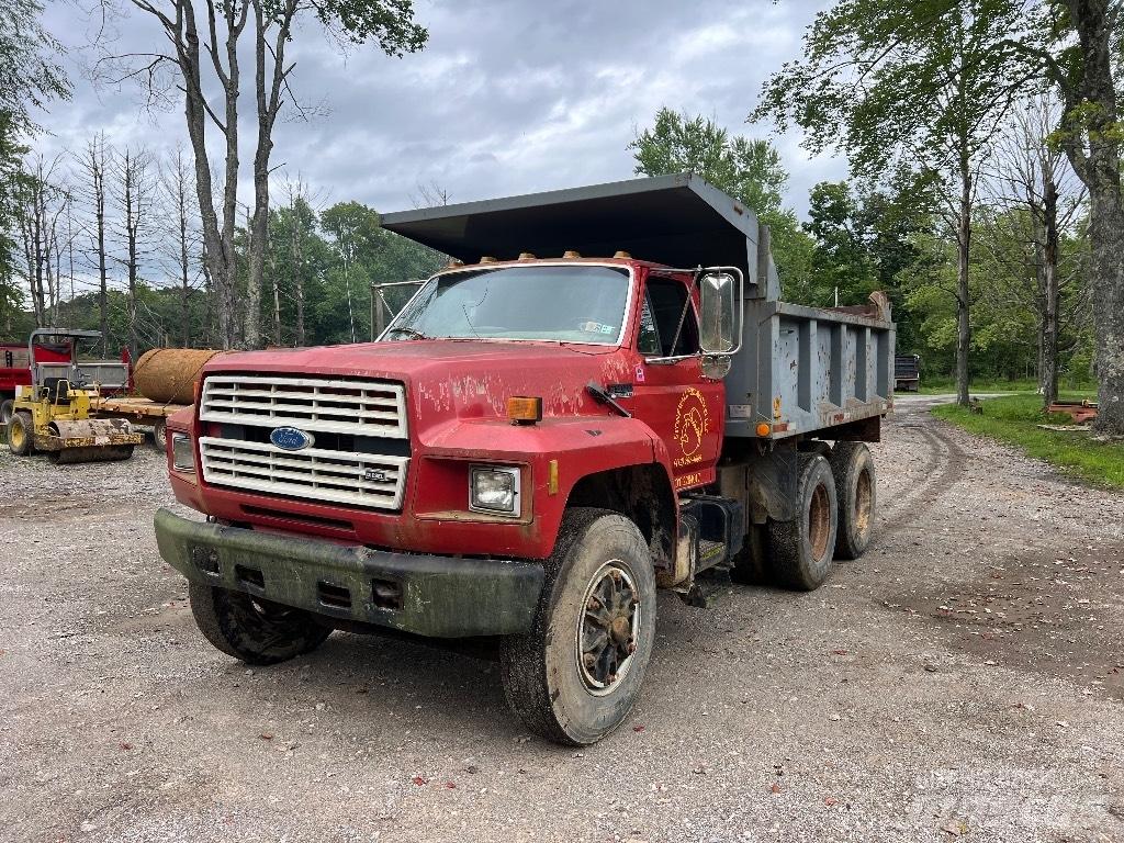 Ford F900 Wywrotki