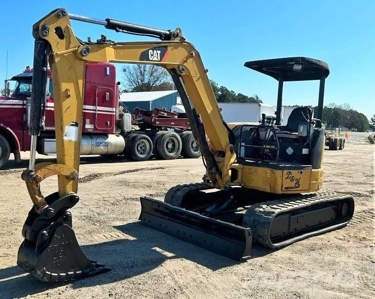 CAT 304 C CR Minikoparki