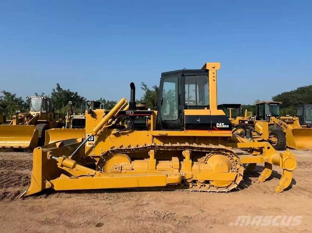 CAT D6G Spycharki gąsienicowe
