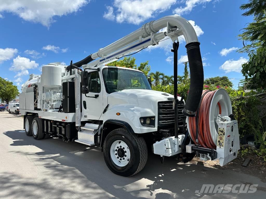 Freightliner 114 SD Kombi / koparki ssące