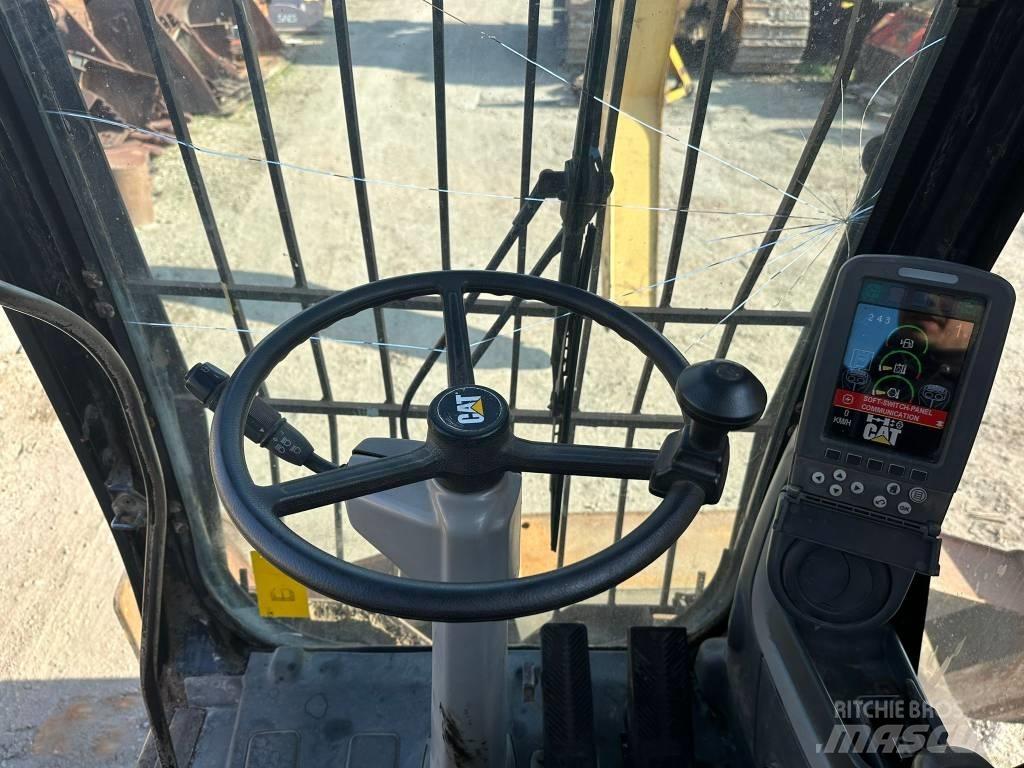 CAT M 318 D MH Koparki przeładunkowe