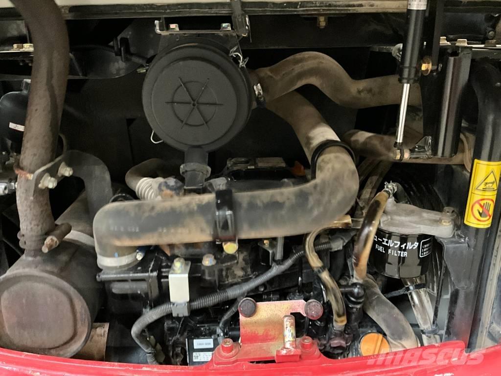 Takeuchi TB 230 Minikoparki