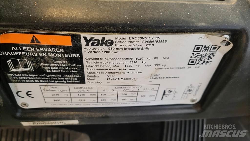 Yale ERC30VG 2018 Wózki elektryczne